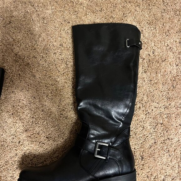 Tall Black Boots with calf elastic & cute buckle! Size 11 - Picture 10 of 10